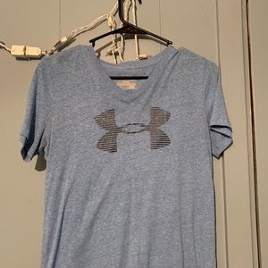 Women’s Under Armour Tee size XS